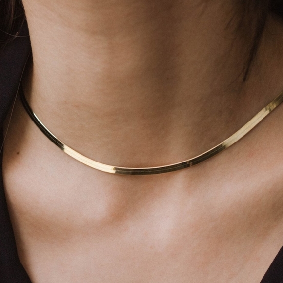 NEW 14K Yellow Gold 925 Sterling Silver Herringbone Chain Necklace - Picture 7 of 8